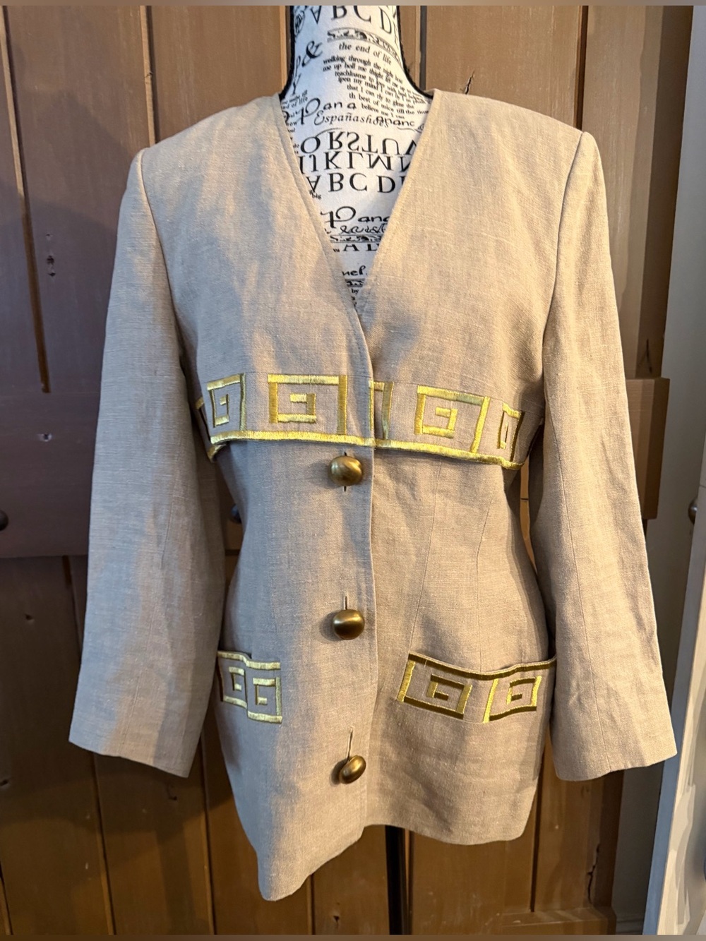 Vintage Rizik Brothers,‎ Washington linen jacket with decorative trim
